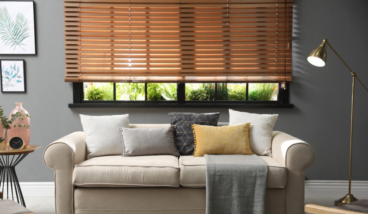 Mengapa Blinds Bisa Menjadi Solusi Pencahayaan yang Efektif di Rumah Anda?